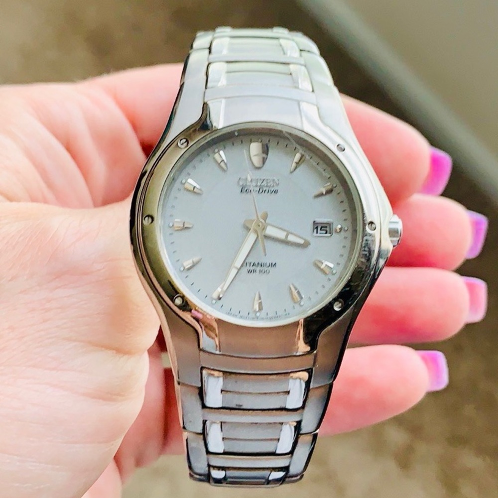 ⏱AUTHENTIC⏱ Citizen EcoDrive Titanium WR100 Watch